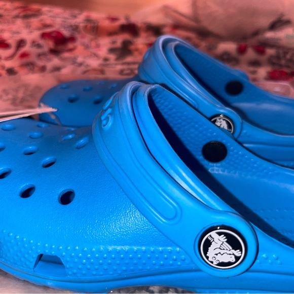 CROCS Kids Bright Blue Slippers - Picture 3 of 4